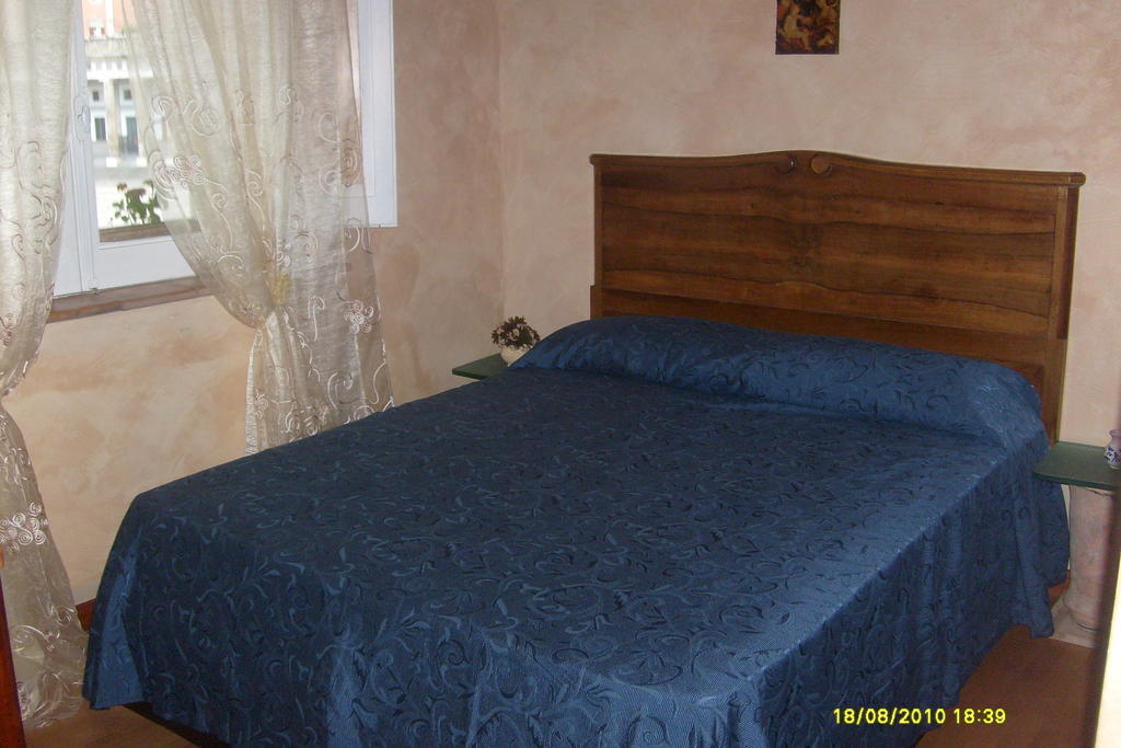 B&B Carolina Plebiscito R. Neapel Zimmer foto